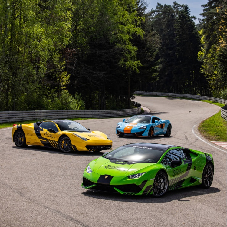 pojedynek huracan vs italia vs mclaren 570GT
