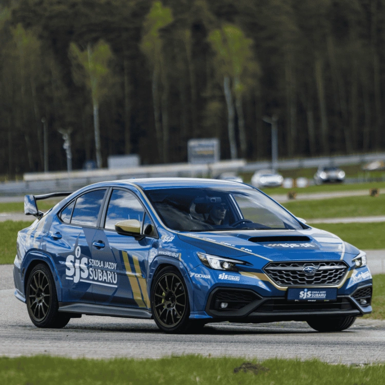 Subaru WRX przejazd dla dziecka po Torze Kielce