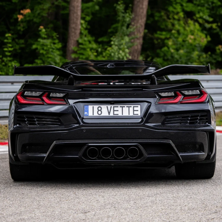 tył samochodu Chevrolet Corvette C8
