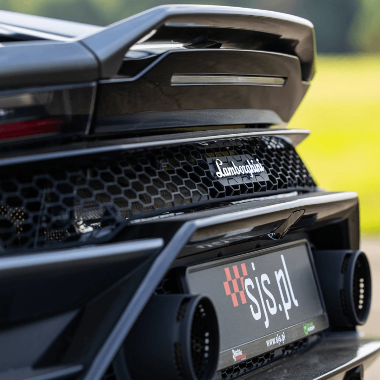 Lamborghini Huracan EVO przejazd po torze dla dziecka